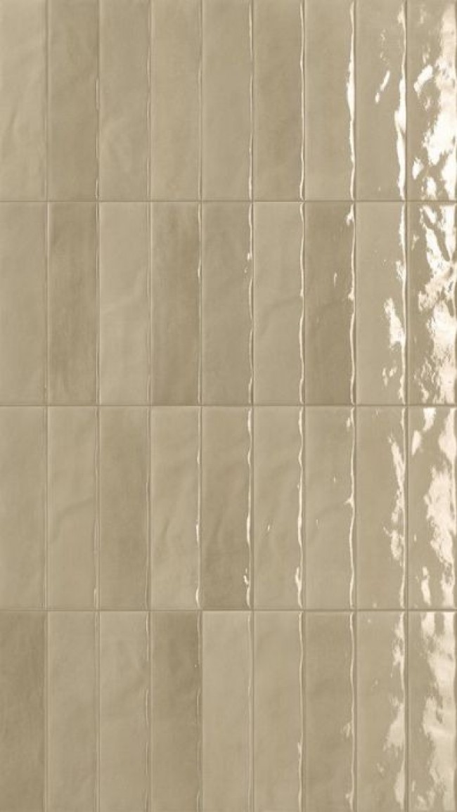Плитка Glim Tortora Brillante Frmz глянцевая бежевый однотонная, краска, штукатурка 24x6 Fap Ceramiche